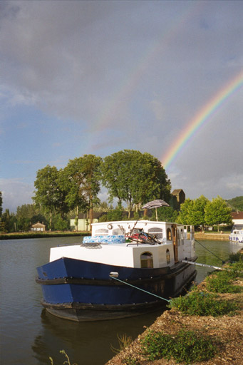 The rainbow after the storm at Monceaux le Comte